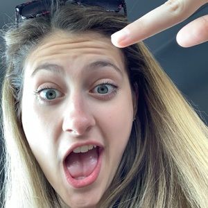 Meet your Posher, Karly